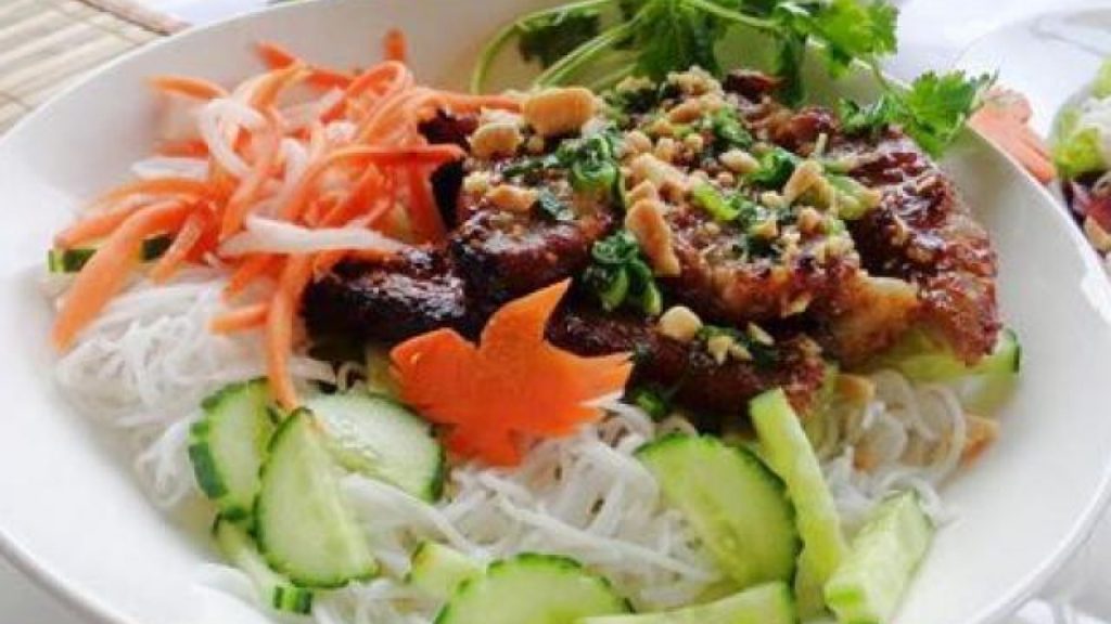 Vietnamese Beef Noodle